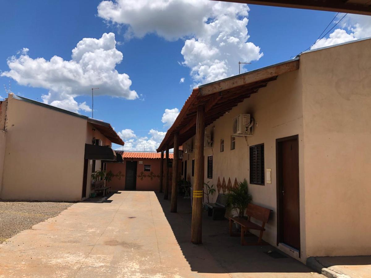Pousada Colorado Olímpia Exteriör bild
